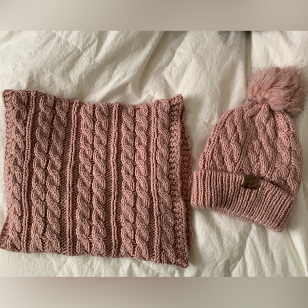 H&M neck warmer and hat - Size 1 1/2-4T